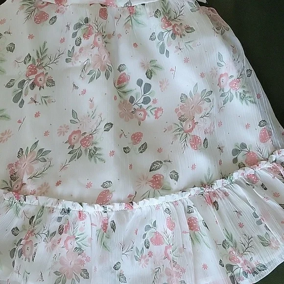 Cupcakes & Cashmere Set with Cream and Pink Accents. Size 3-4 Years. - Picture 3 of 4